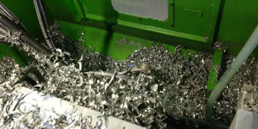 Accumulation of swarf on machine centers often causes one a headache.